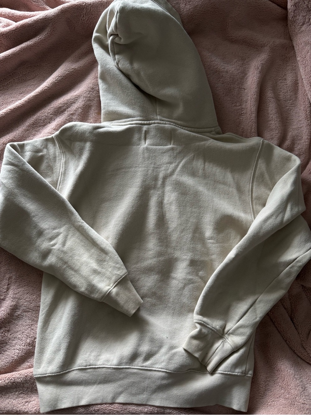 Minimalist Sweatshirt in Beige - Picture 2 of 4